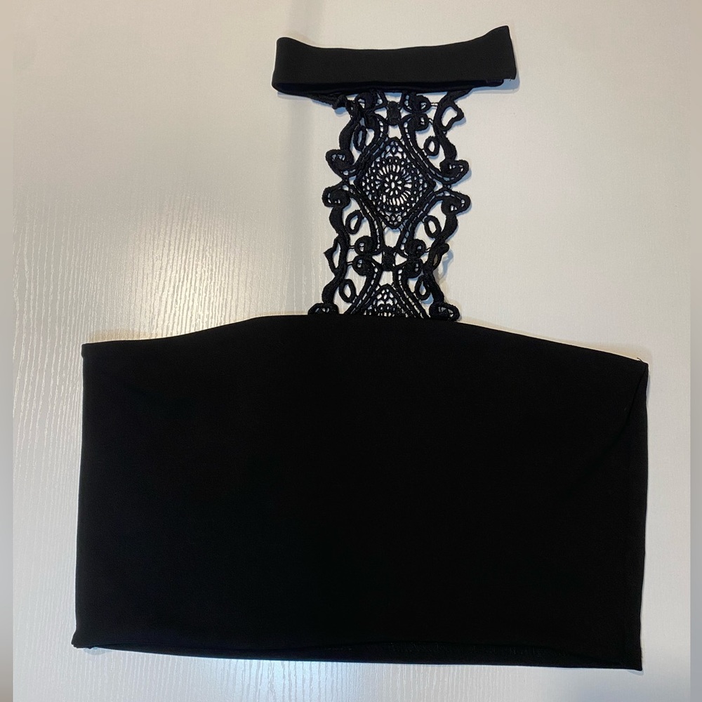 Crop top back of neck design